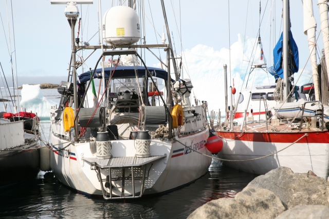 A bordo.On board Best Explorer (103)