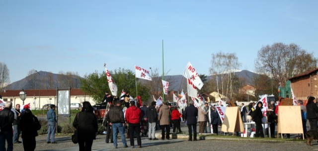 Rivalta di Torino è NO TAV 4.4.2009 (14)